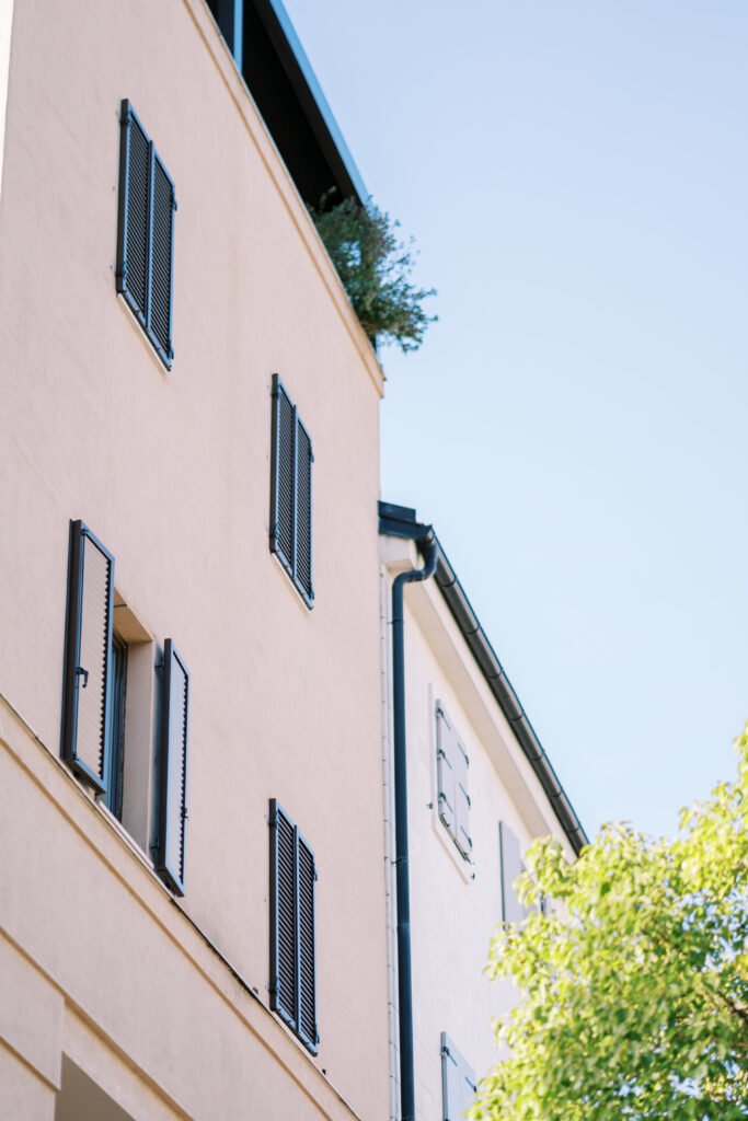 Pourquoi le ravalement de façade est crucial pour votre maison ?